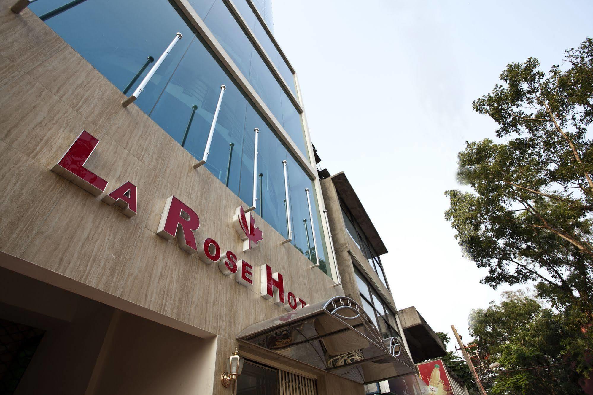 La Rose Hotel 실헷 외부 사진